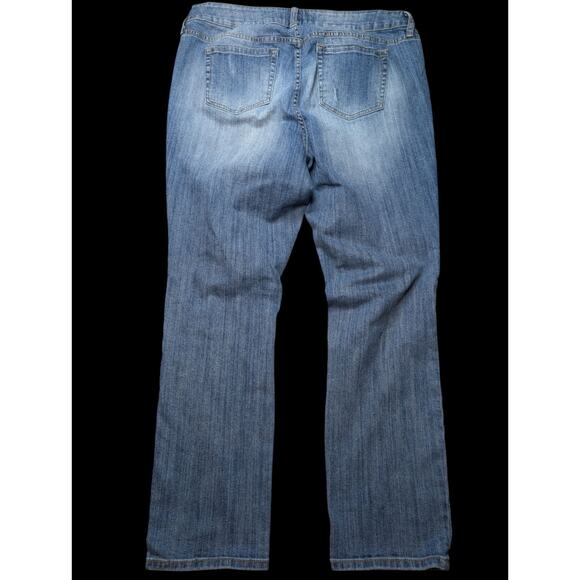 Torrid Boyfriend Distressed Stretch Denim Jeans Women’s Size 18 Plus Size - Picture 4 of 9